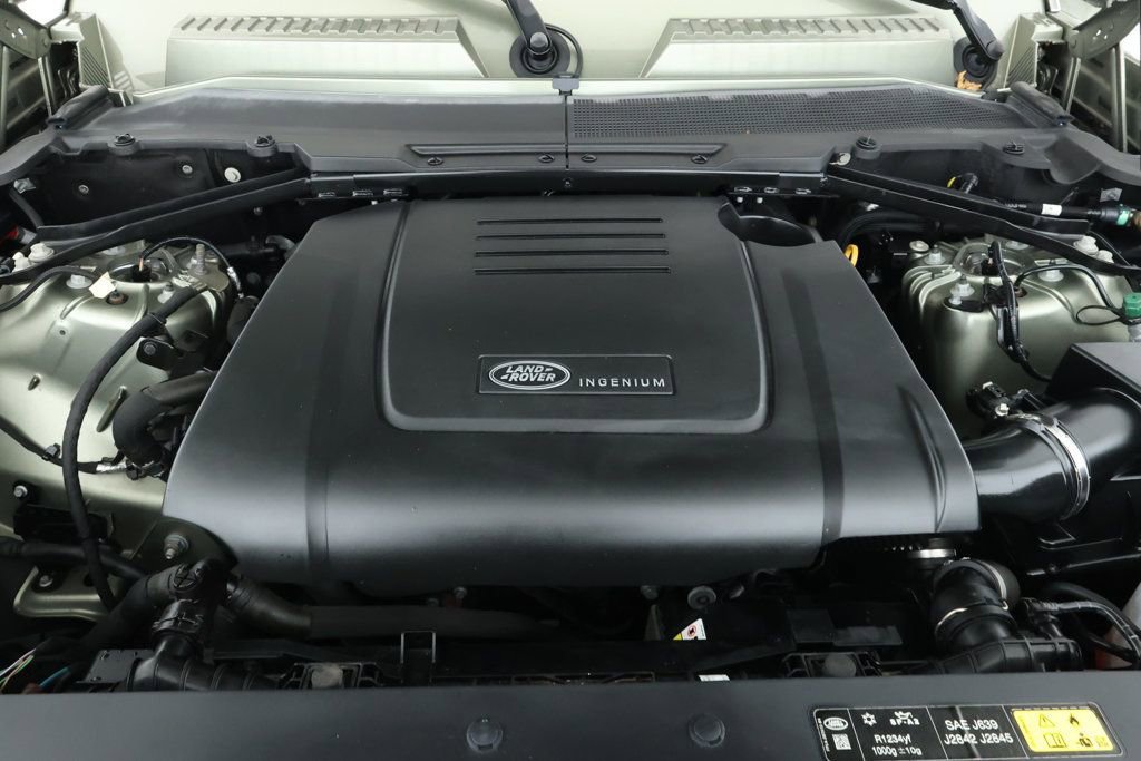 Used 2020 Land Rover Defender 110 S image 26