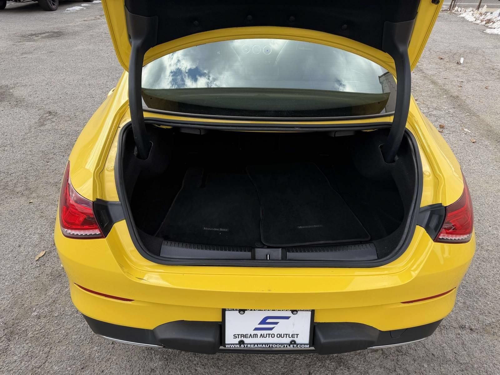 Used 2020 Mercedes-Benz CLA 250 image 32
