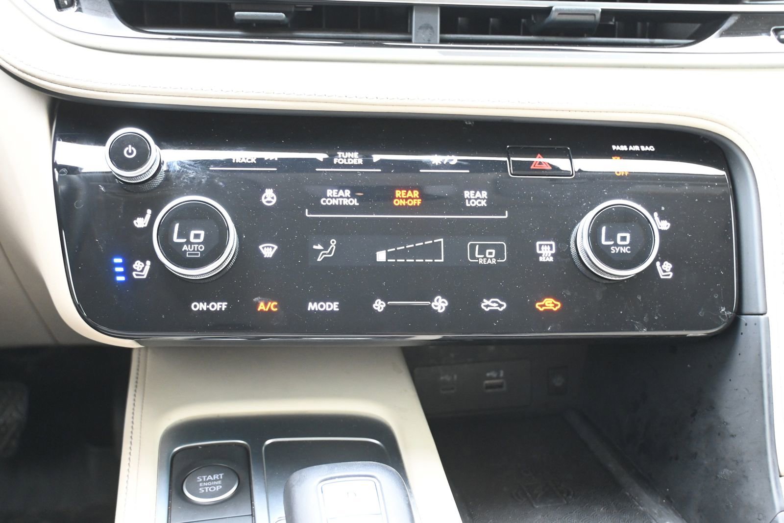 Used 2025 INFINITI QX60 Luxe w/ Vision Package FWD image 22