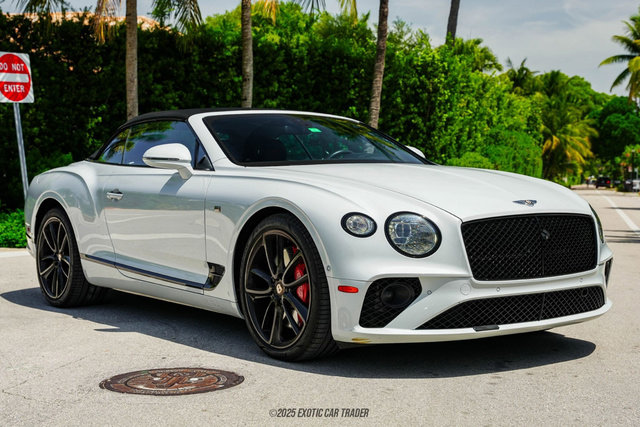 Used 2020 Bentley Continental GT V8 First Edition image 22