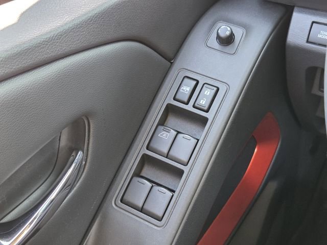 Certified 2025 Nissan Frontier PRO-4X image 21