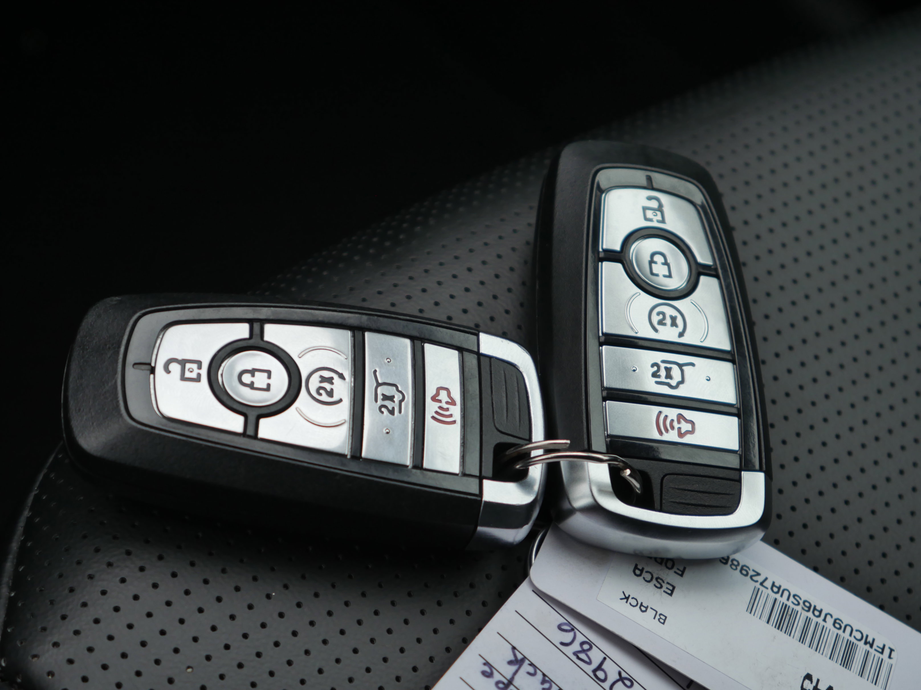Certified 2025 Ford Escape Platinum AWD/4WD image 23