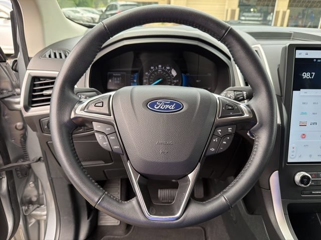 Used 2024 Ford Edge SEL AWD/4WD image 14