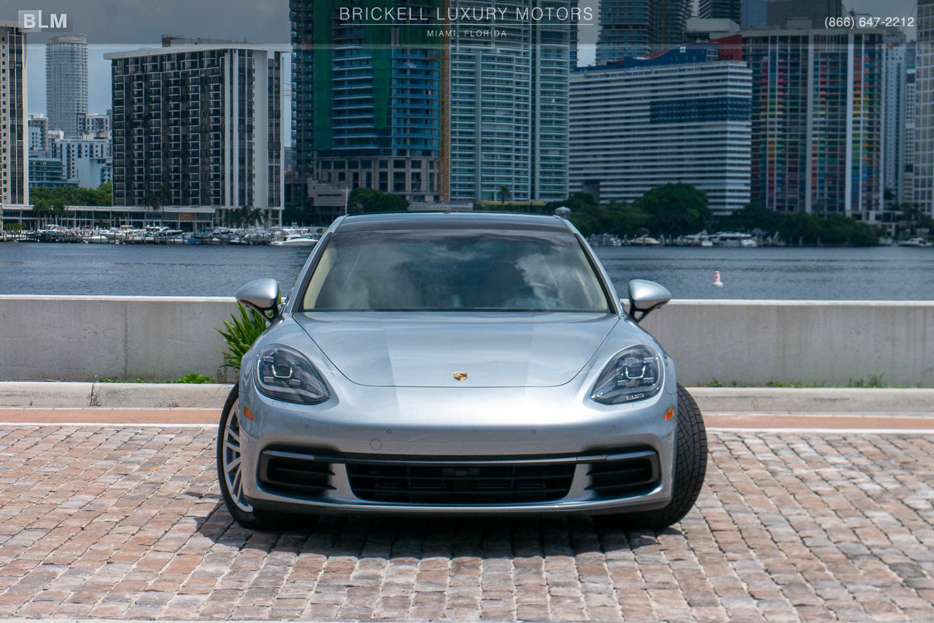 Used 2019 Porsche Panamera RWD image 2