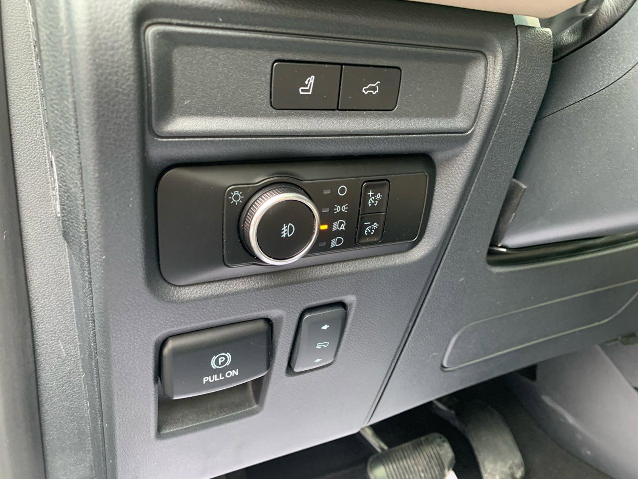 Used 2024 Ford Expedition Max Limited image 13