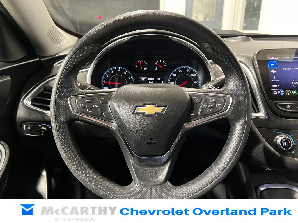 Used 2021 Chevrolet Malibu LT image 12