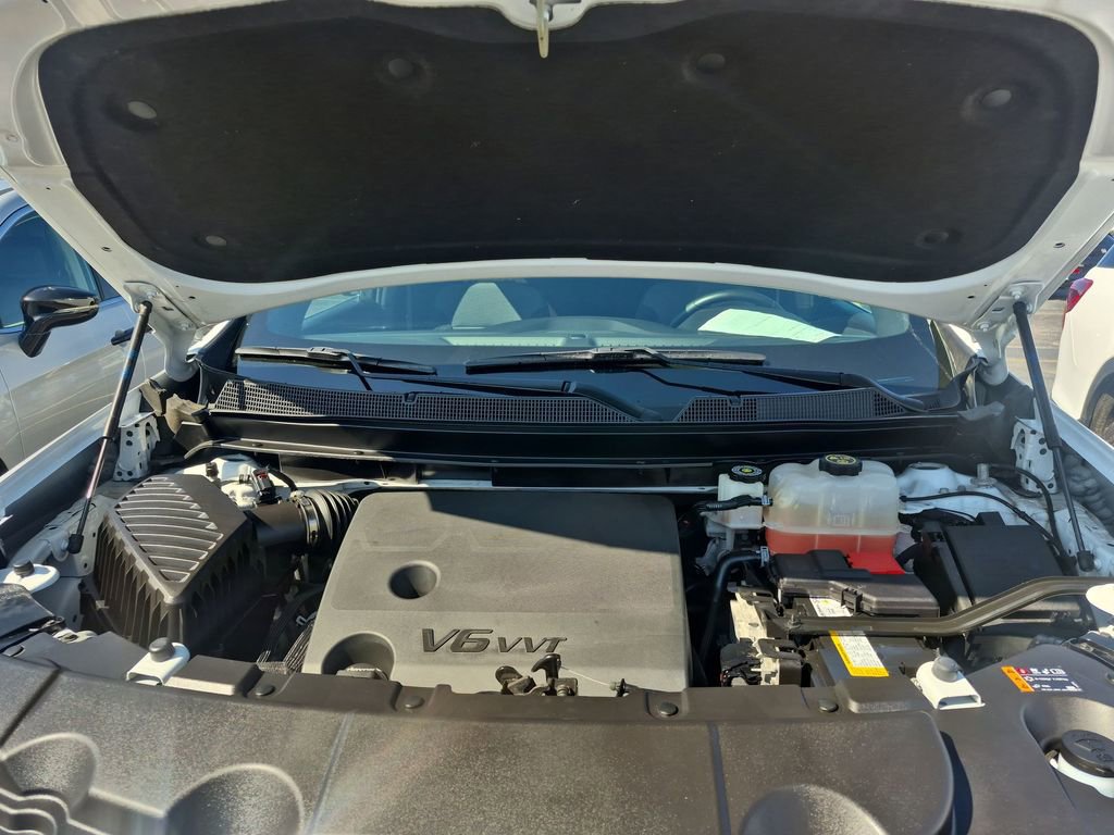 Certified 2023 Chevrolet Traverse LT FWD image 31