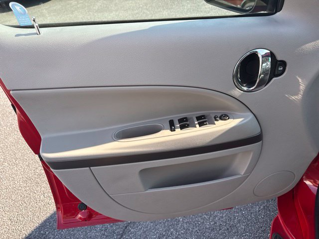 Used 2009 Chevrolet HHR LT FWD image 14