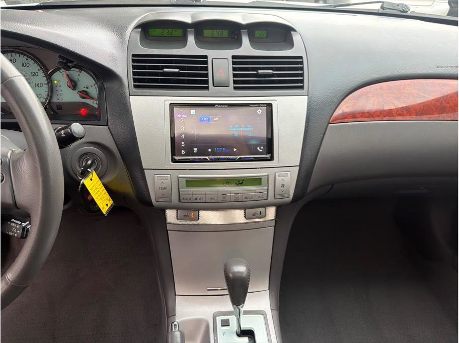 Used 2006 Toyota Solara SLE FWD image 17