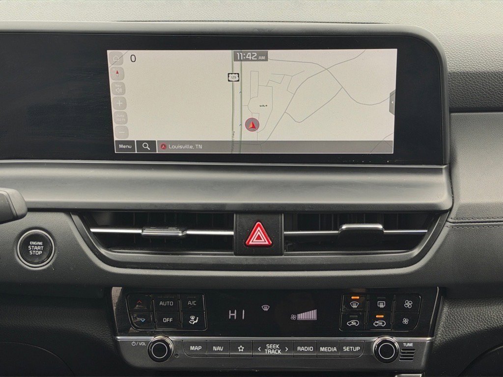 Used 2024 Kia Seltos SX w/ SX Sunroof Package image 17