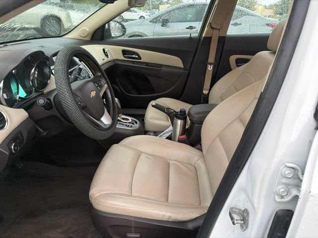 Used 2014 Chevrolet Cruze Diesel FWD image 5