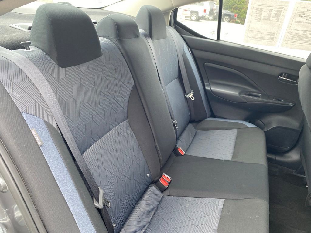 Used 2025 Nissan Versa SV image 20