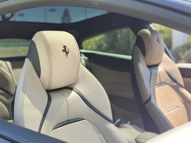 Used 2019 Ferrari GTC4Lusso image 19