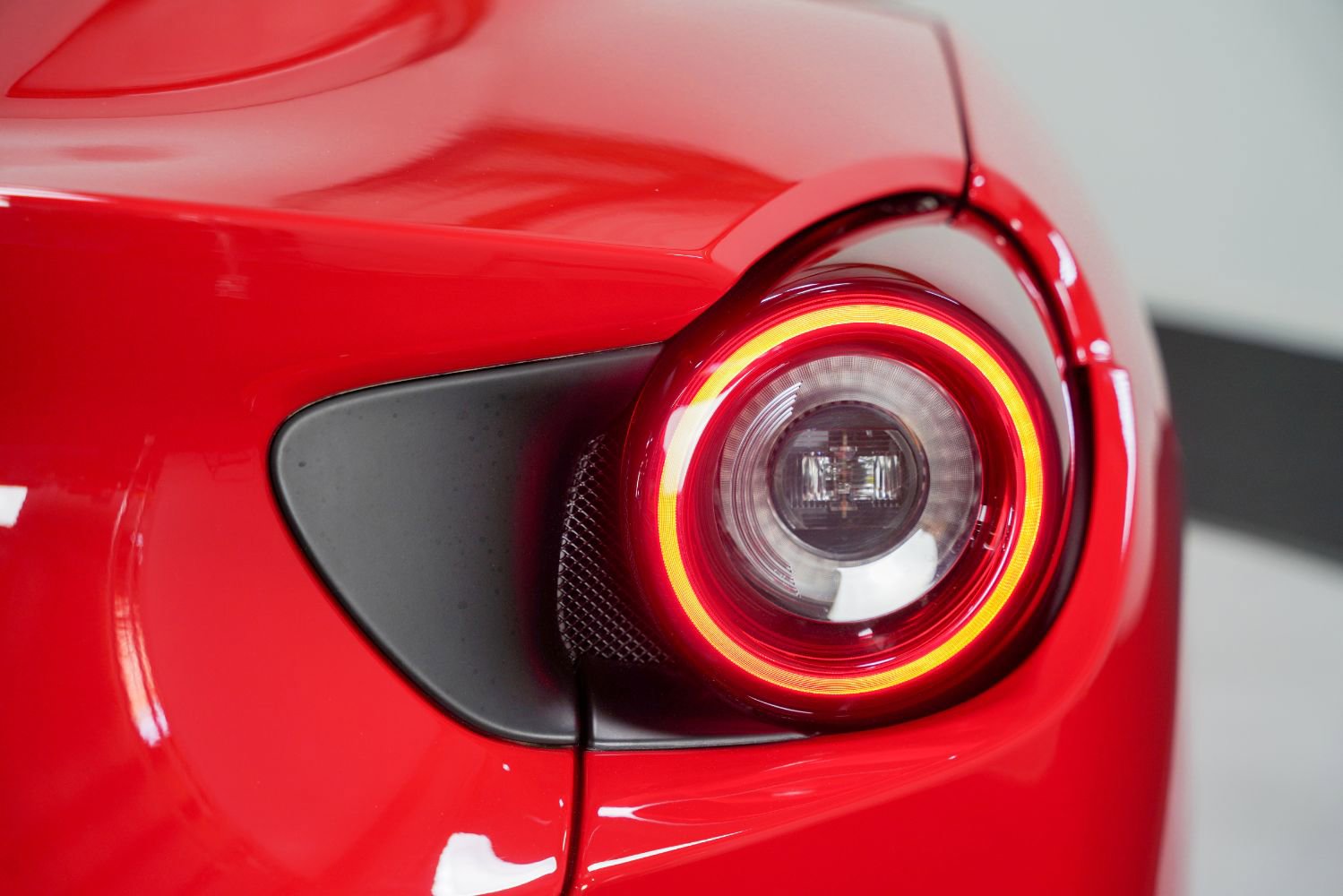 Used 2020 Ferrari Portofino image 24