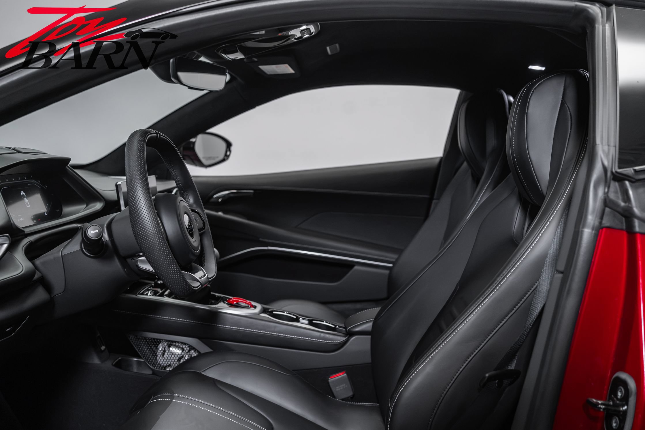 Used 2025 Lotus Emira RWD image 23
