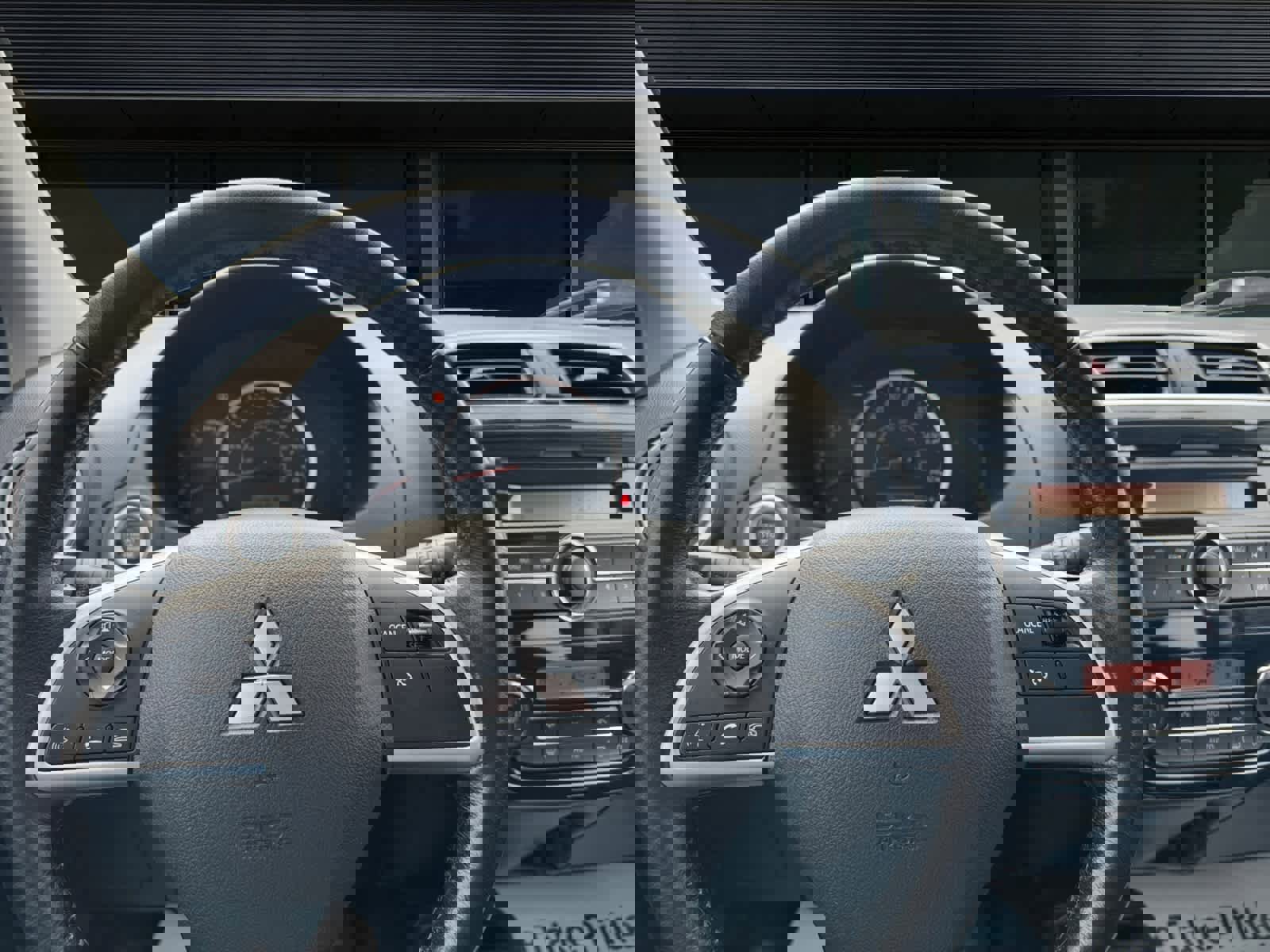 Used 2015 Mitsubishi Mirage ES image 3