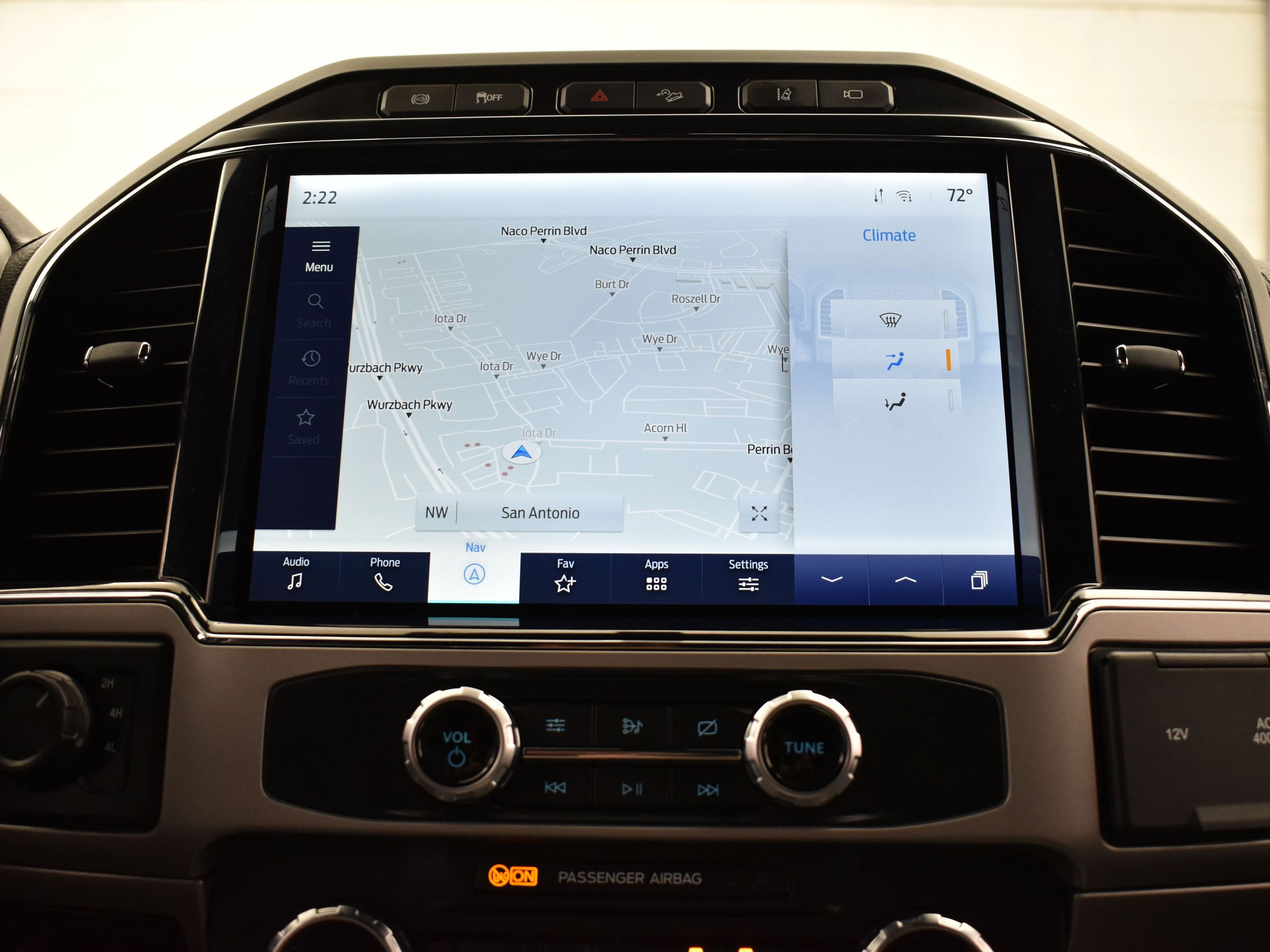 Used 2022 Ford F250 Lariat w/ Black Appearance Package image 29