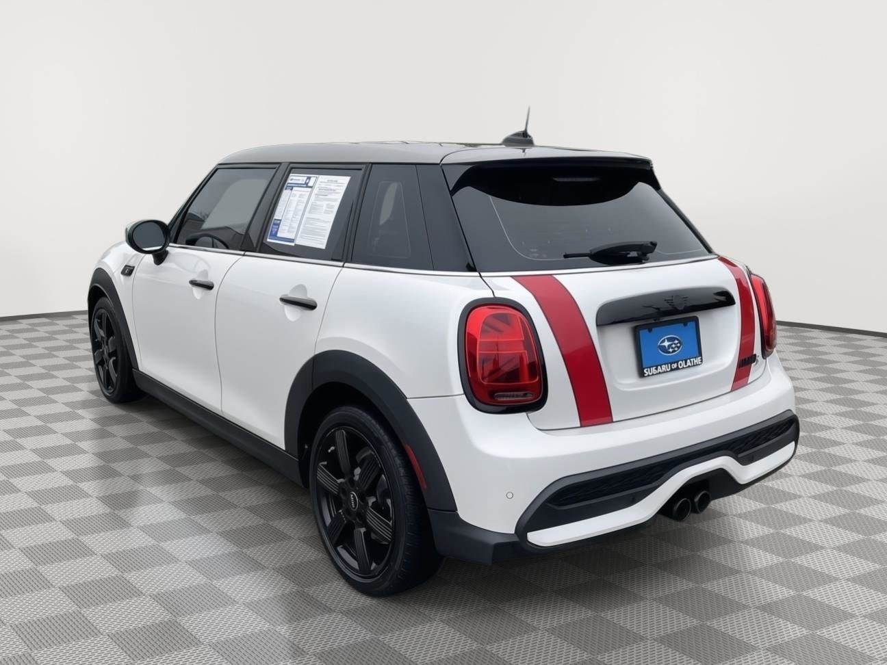Used 2023 MINI Cooper S FWD image 11