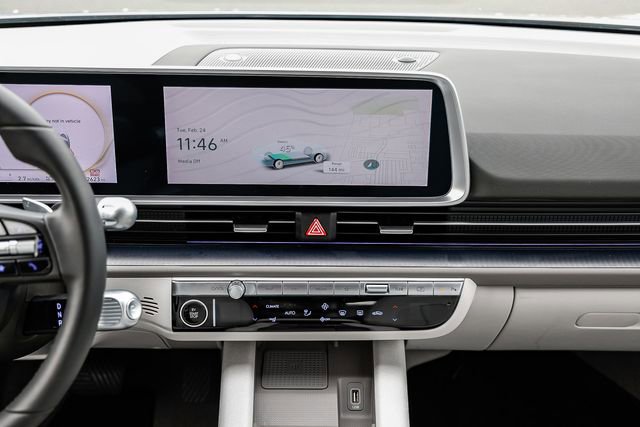 Certified 2025 Hyundai Ioniq 6 SEL image 13