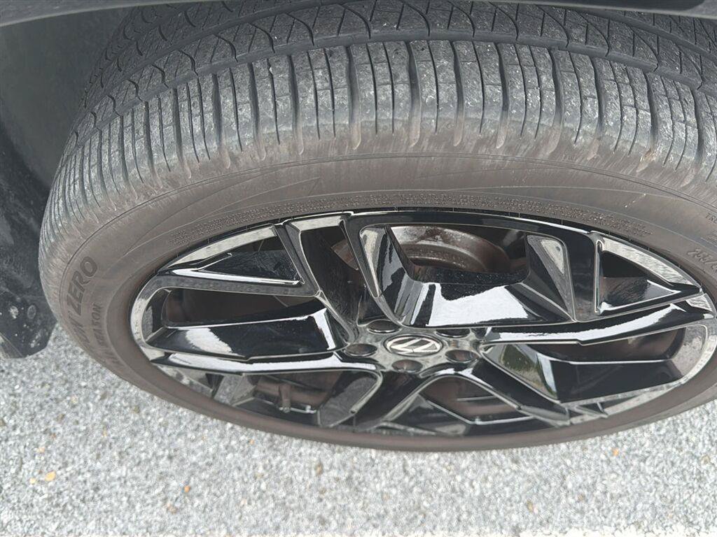 Used 2026 Volkswagen Tiguan SE R-Line AWD/4WD image 7