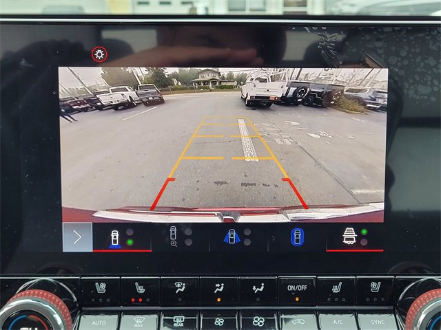 Used 2024 GMC Canyon AT4X image 12