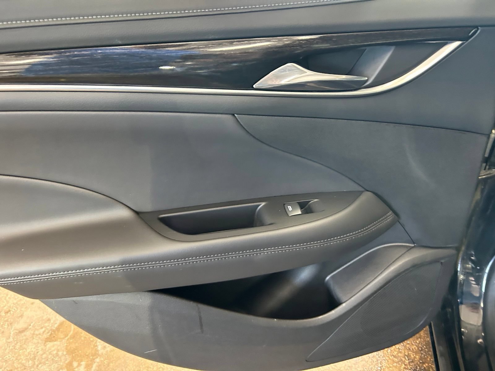 Used 2019 Buick LaCrosse Essence w/ Sun and Shade Package AWD/4WD image 24