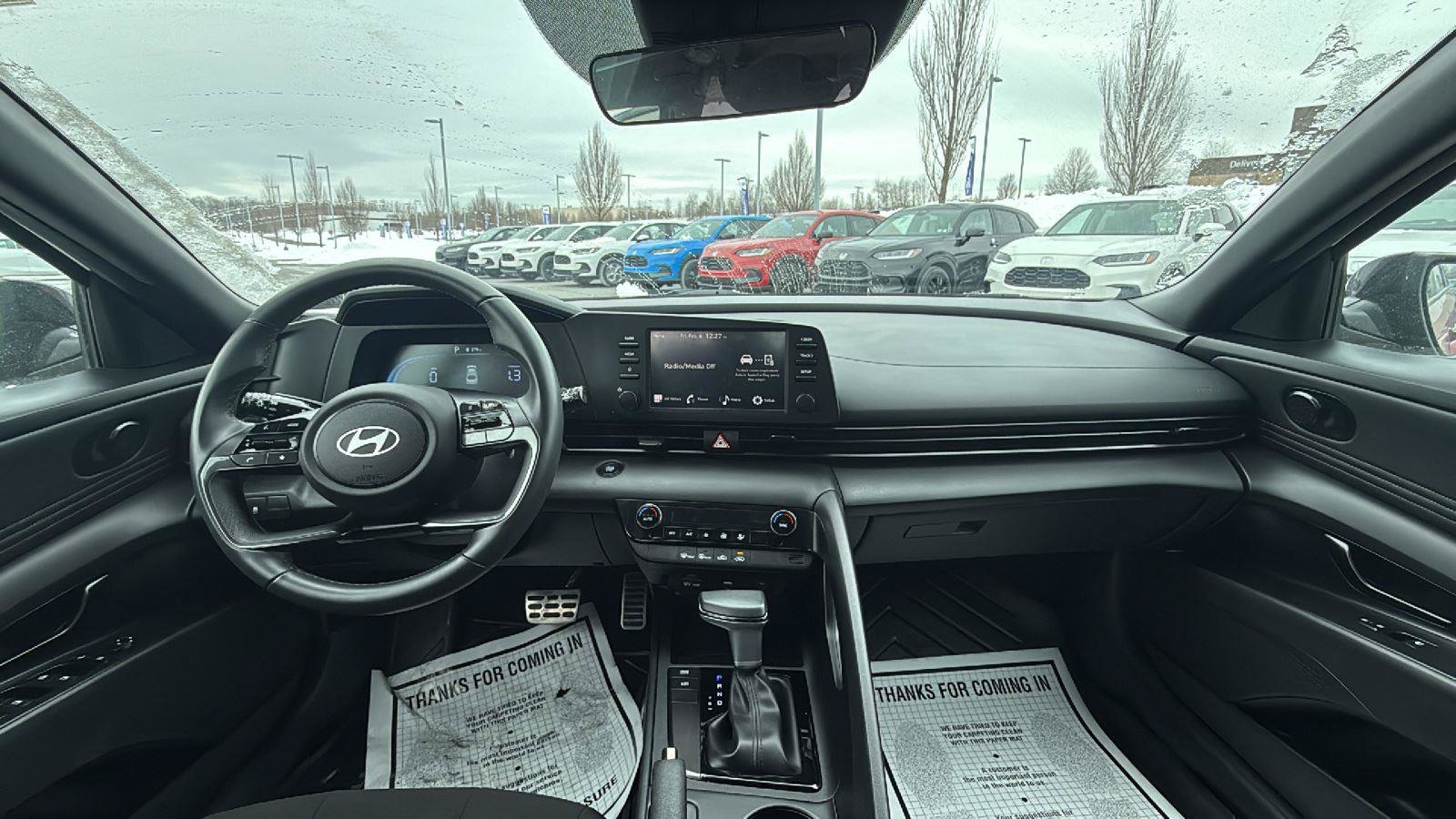 Used 2025 Hyundai Elantra Sport FWD image 25