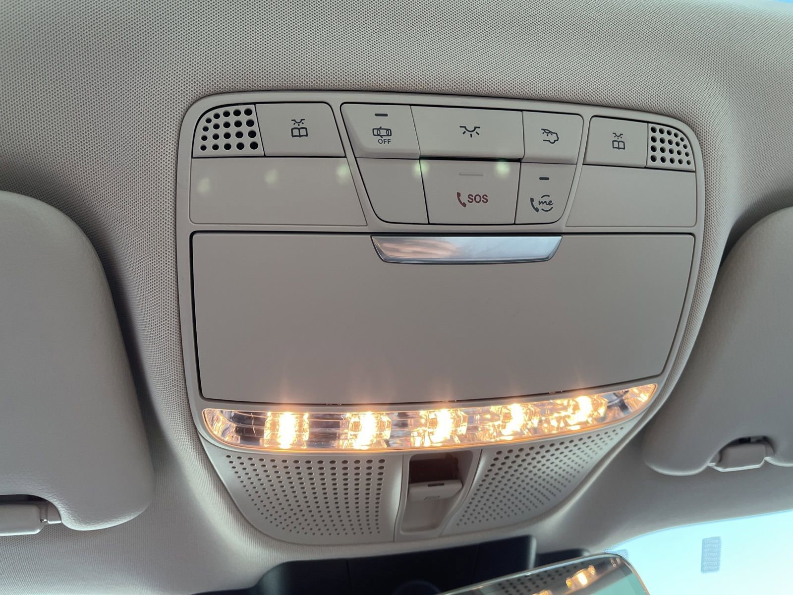 Used 2021 Mercedes-Benz E 450 4MATIC Coupe image 36