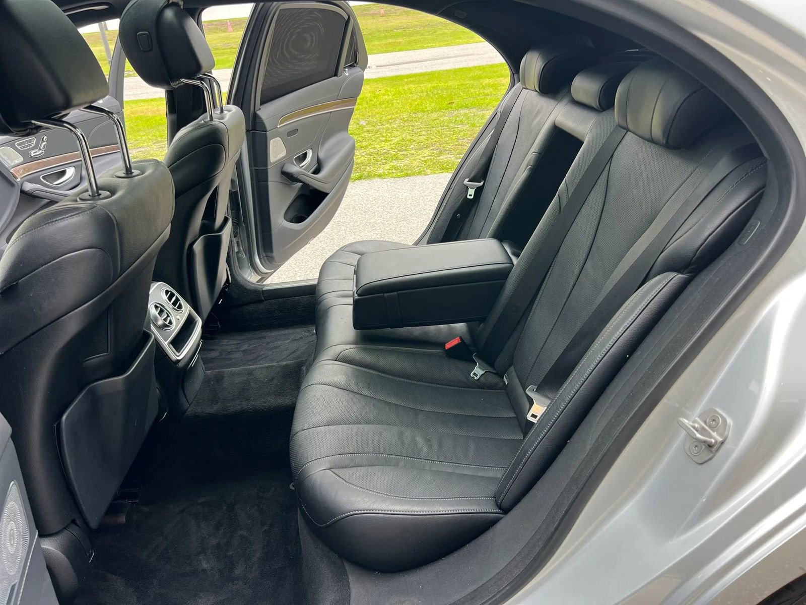 Used 2018 Mercedes-Benz S 450 Sedan image 9