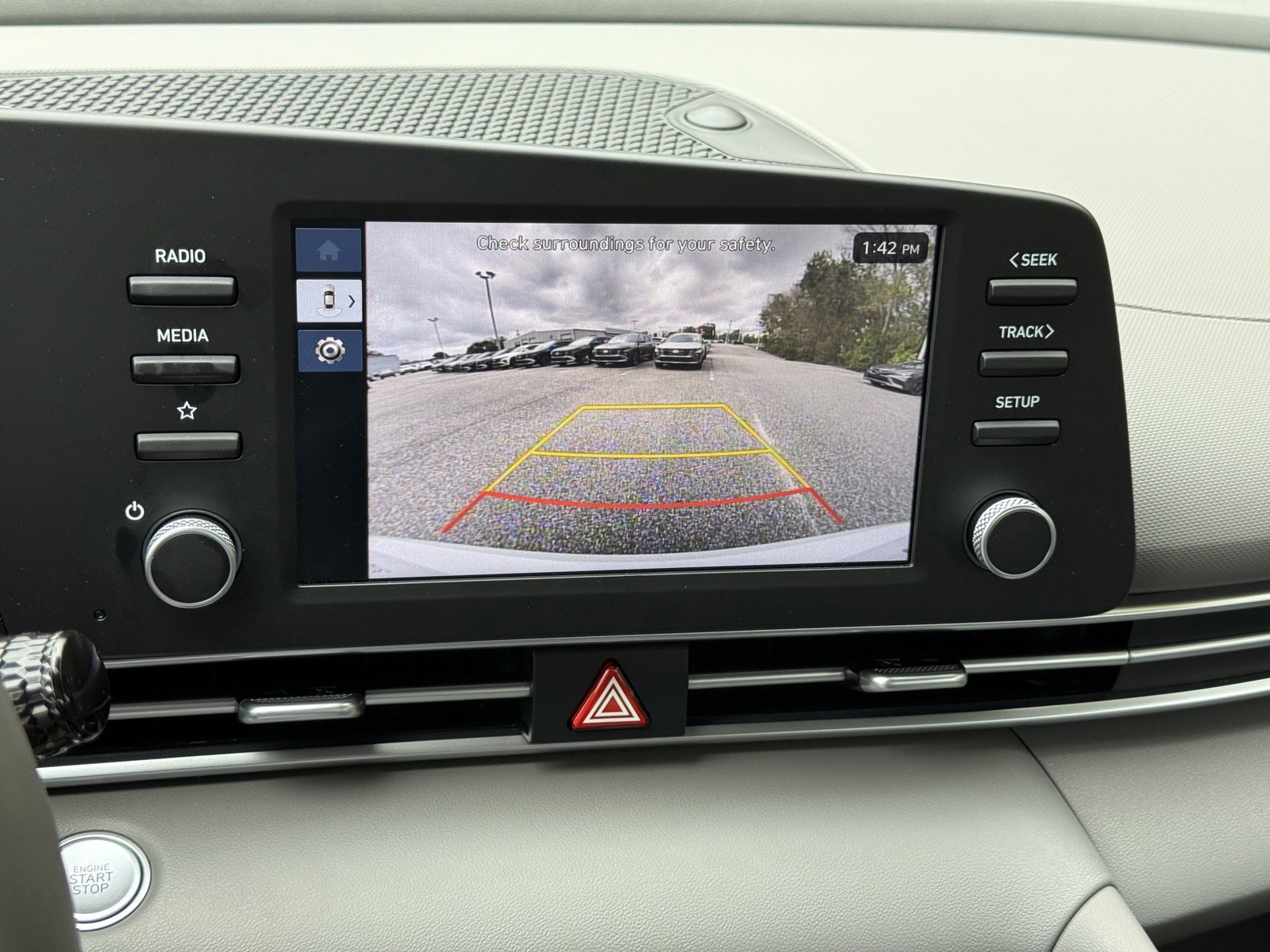 Certified 2025 Hyundai Elantra Sport image 23