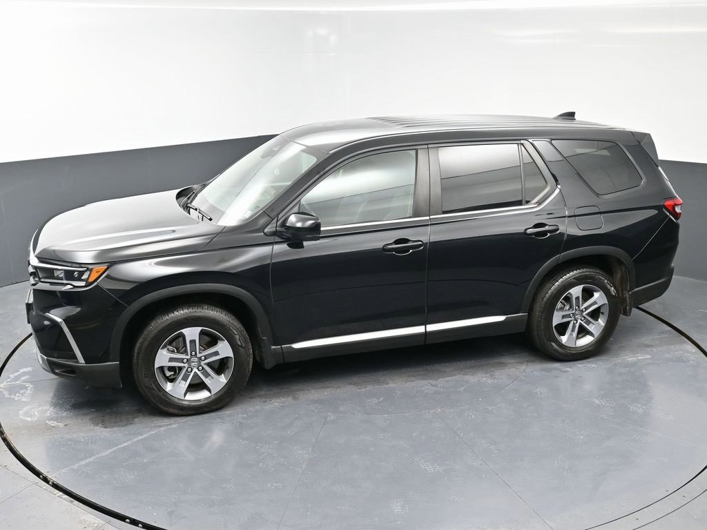 Used 2025 Honda Pilot EX-L image 48