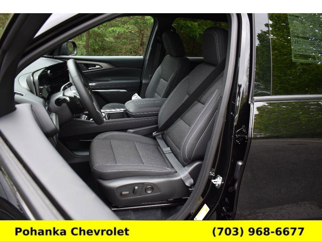 New 2026 Chevrolet Traverse LT AWD/4WD image 24