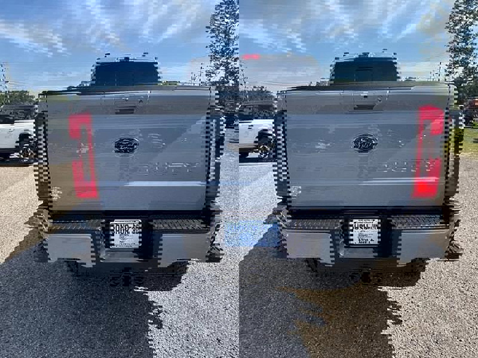 New 2025 Ford F250 Lariat w/ Lariat Ultimate Package image 6