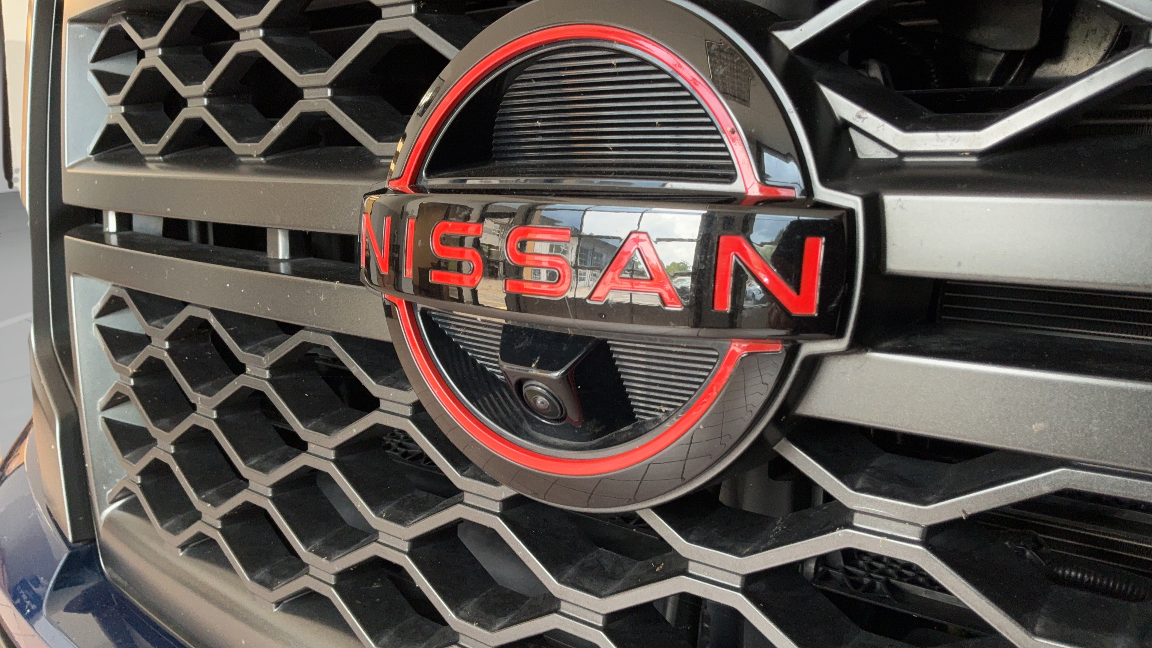 Used 2024 Nissan Titan PRO-4X w/ Pro-4x Convenience Package AWD/4WD image 47