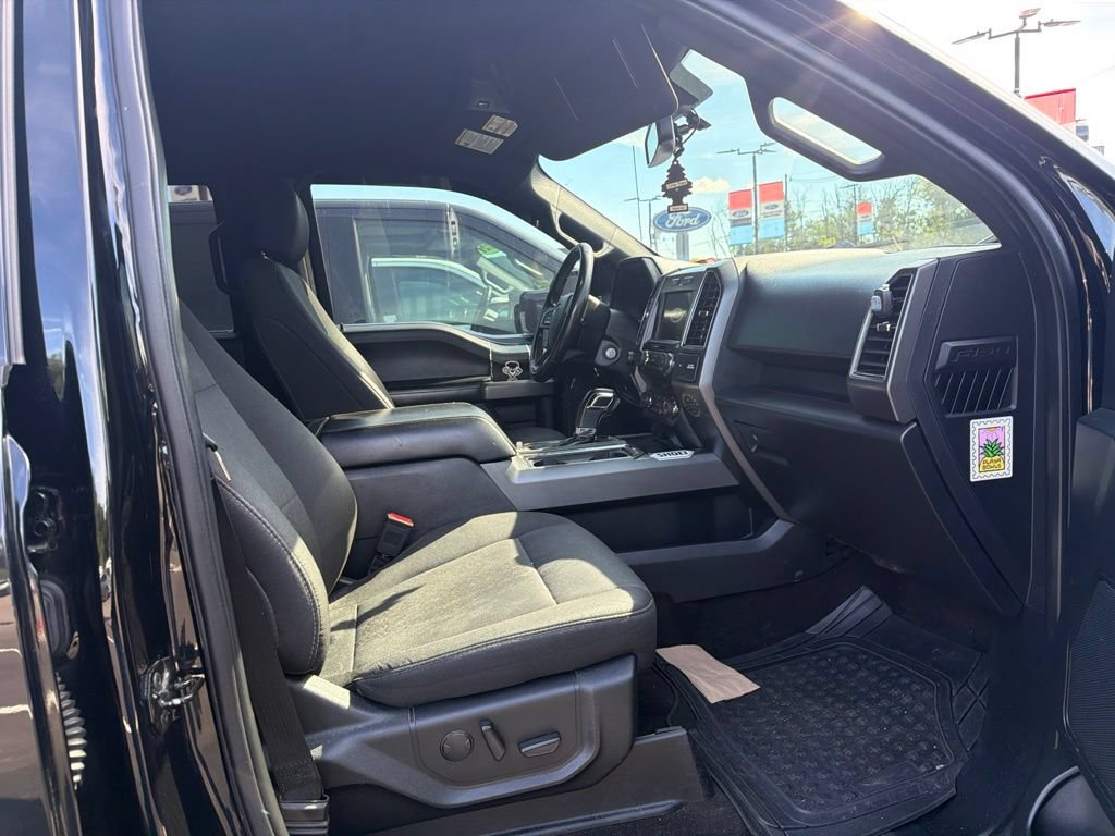 Used 2019 Ford F150 XLT w/ Equipment Group 302A Luxury AWD/4WD image 5