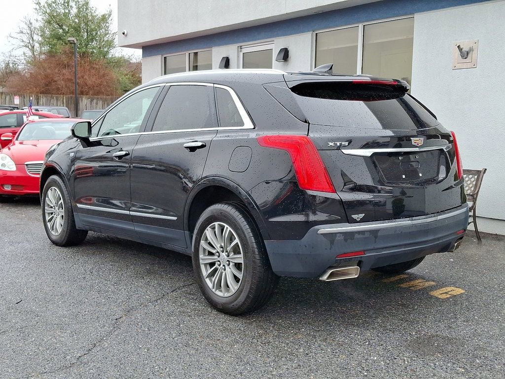 Used 2018 Cadillac XT5 Luxury w/ Driver Awareness Package image 6