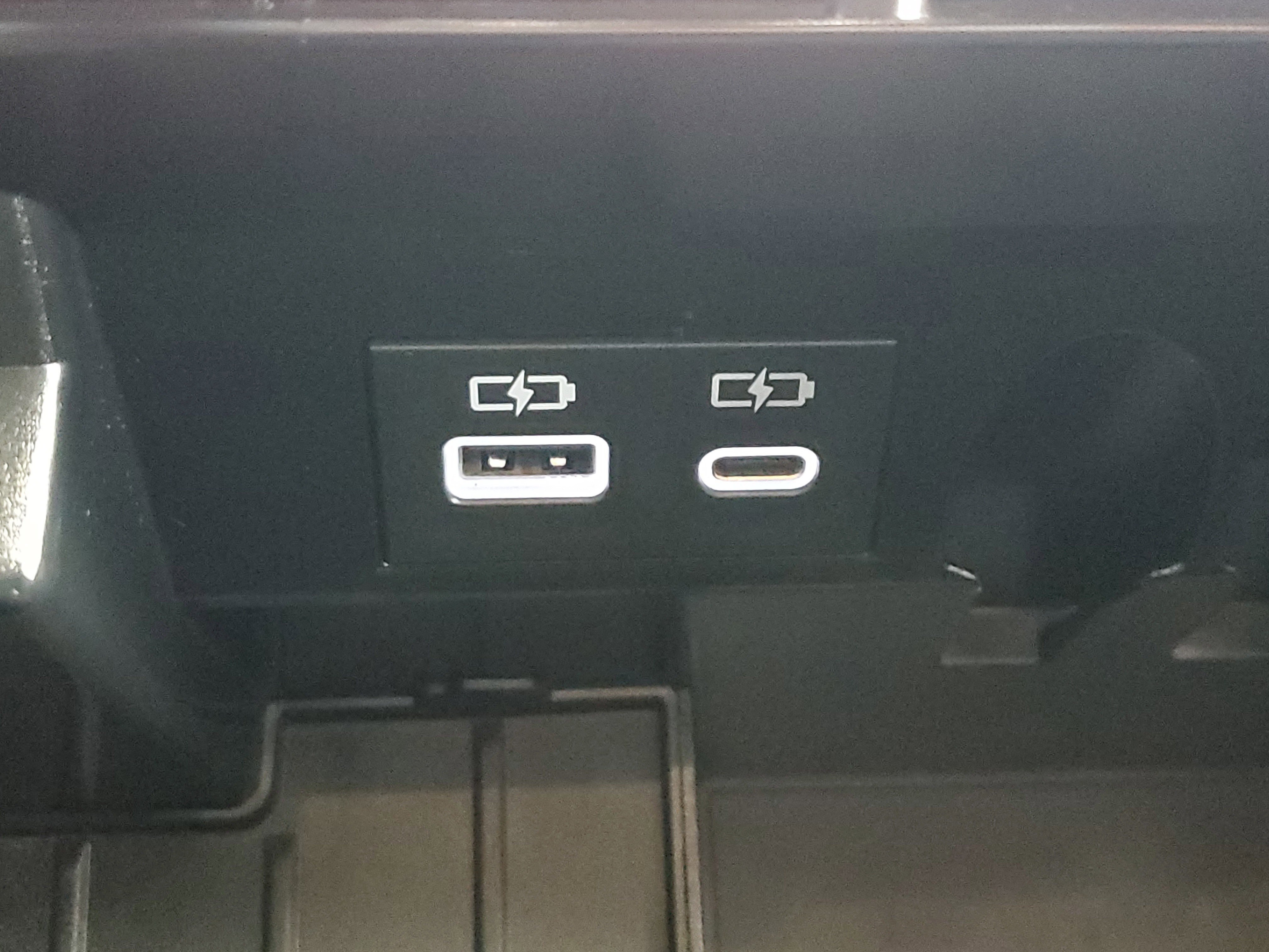 Used 2025 Toyota Tundra Platinum image 23