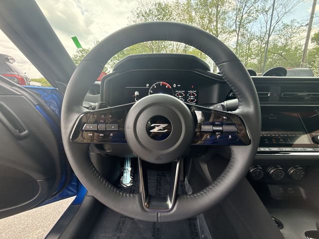 Used 2024 Nissan Z Sport w/ Floor Mat Package image 14