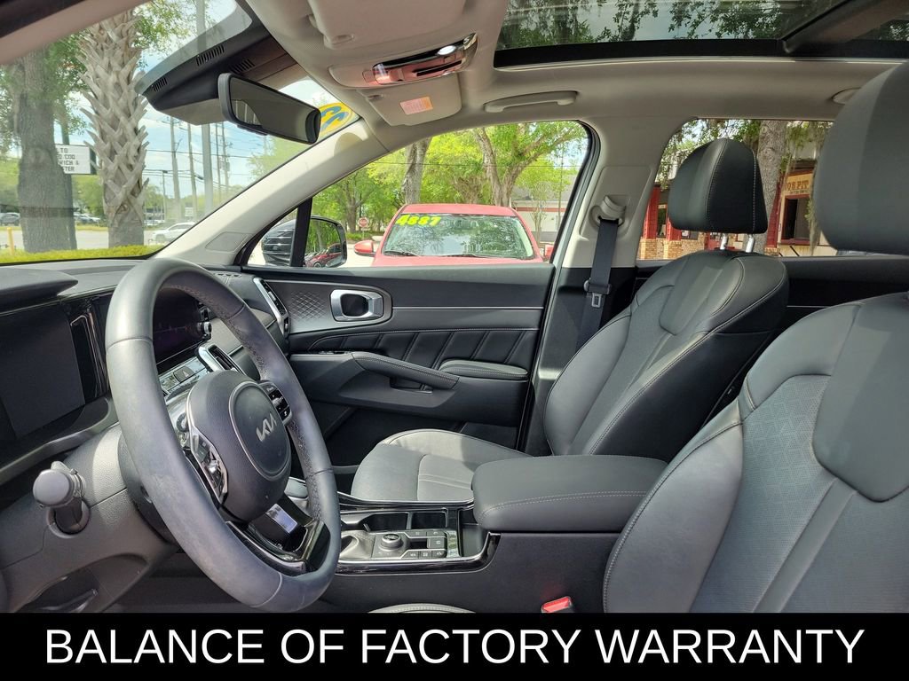 Used 2023 Kia Sorento SX image 2