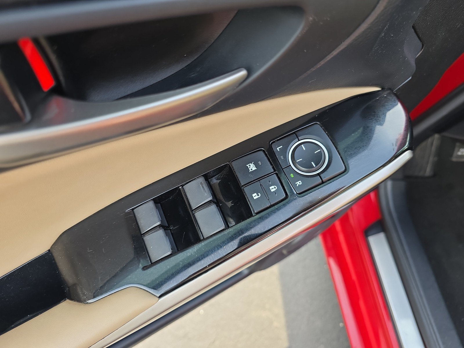 Used 2019 Lexus IS 300 w/ Accessory Package 2 RWD image 11