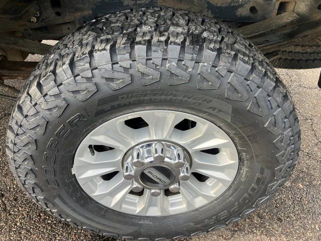 Used 2021 Ford F350 XLT w/ Snow Plow Prep Package AWD/4WD image 19