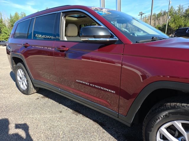 Used 2022 Jeep Grand Cherokee L Limited w/ Luxury Tech Group II image 37