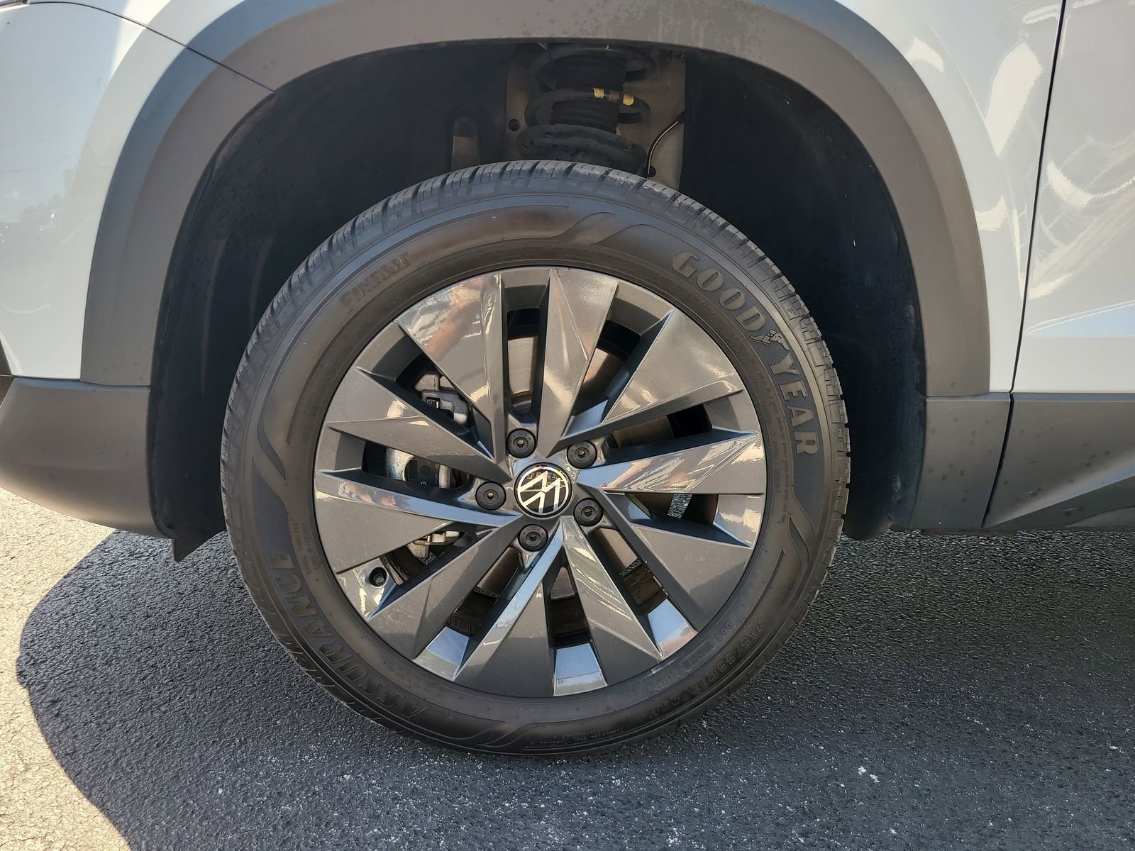 Used 2023 Volkswagen Taos S image 7