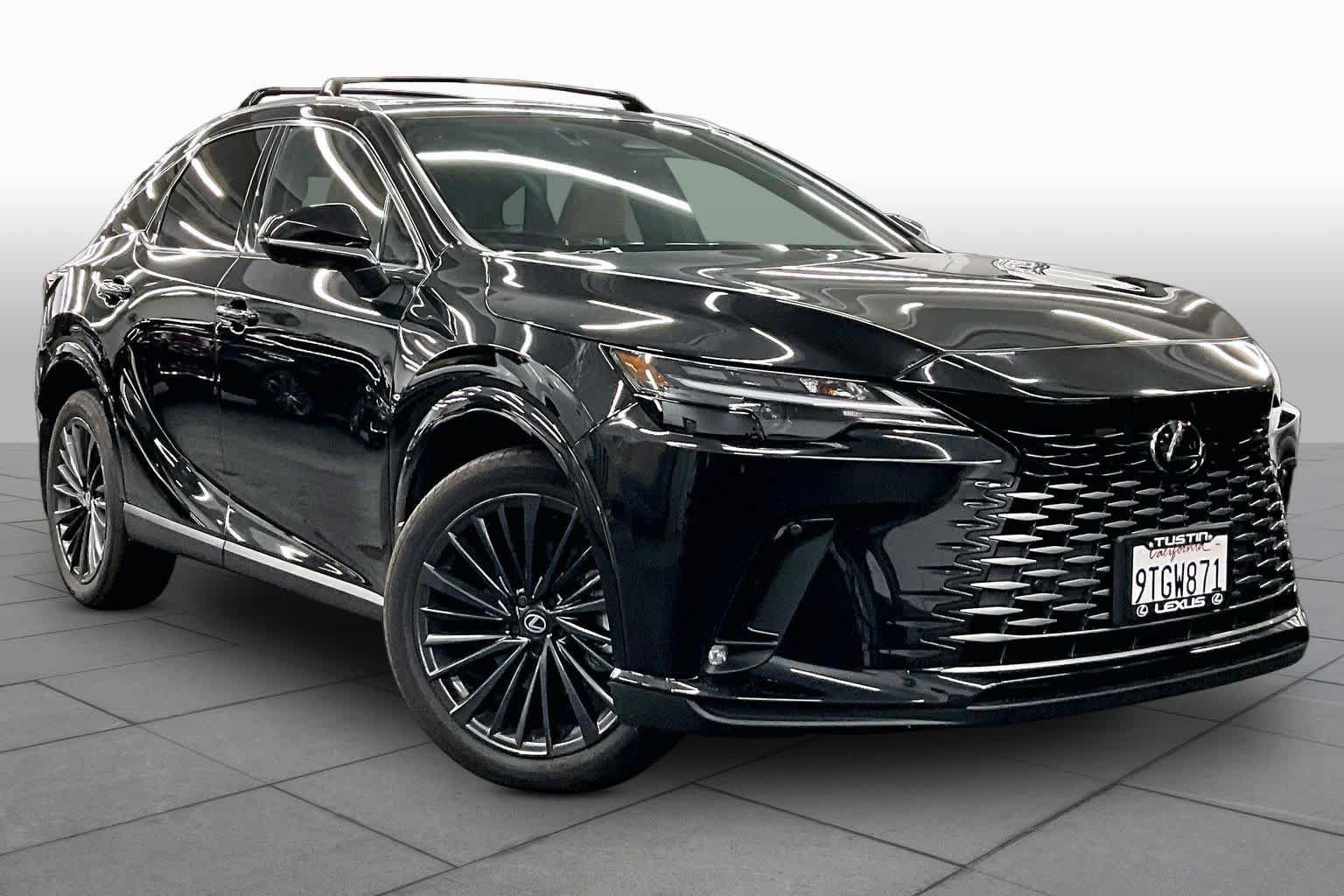 Used 2026 Lexus RX 350h w/ Convenience Package AWD/4WD image 3