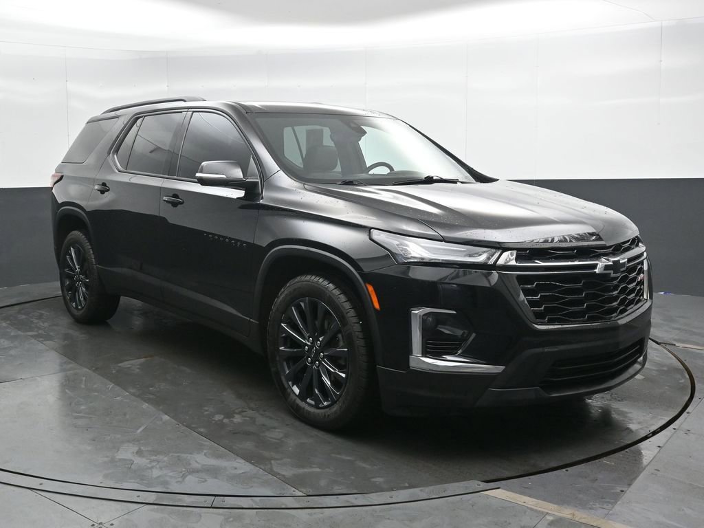 Used 2023 Chevrolet Traverse RS image 6