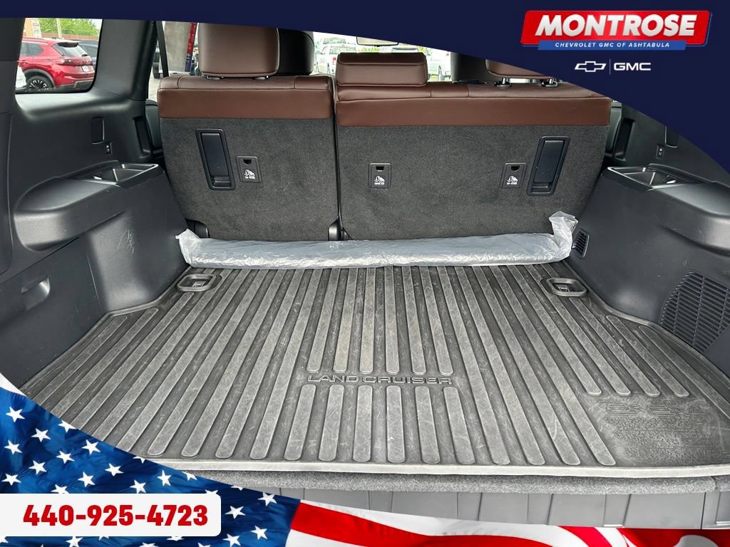 Used 2025 Toyota Land Cruiser w/ Premium Package AWD/4WD image 27