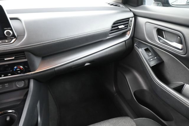 Used 2024 Nissan Rogue SV AWD/4WD image 61
