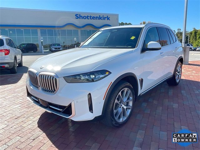 Used 2024 BMW X5 sDrive40i w/ Parking Assistance Package image 32