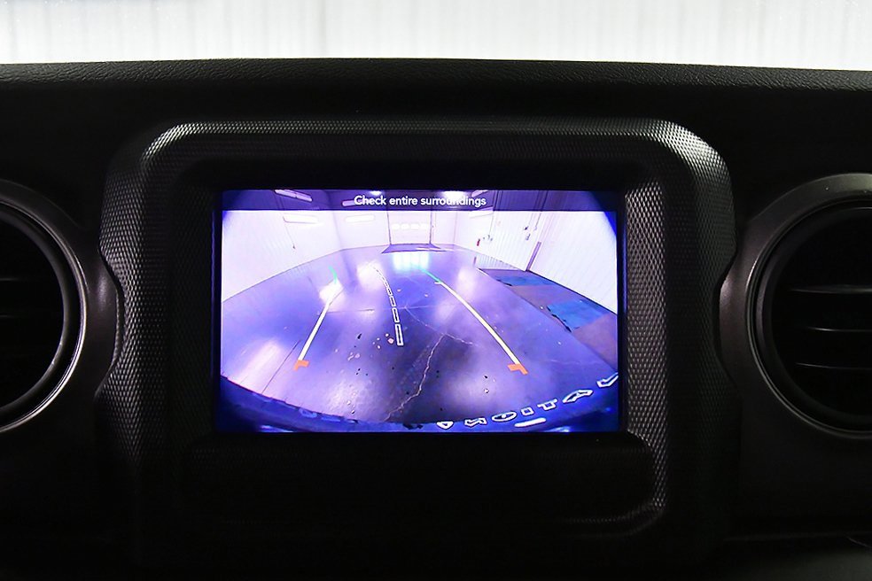 Used 2023 Jeep Wrangler Unlimited image 22