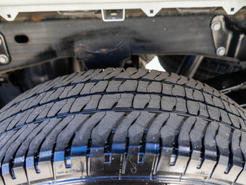 Used 2025 GMC Sierra 3500 SLE image 32